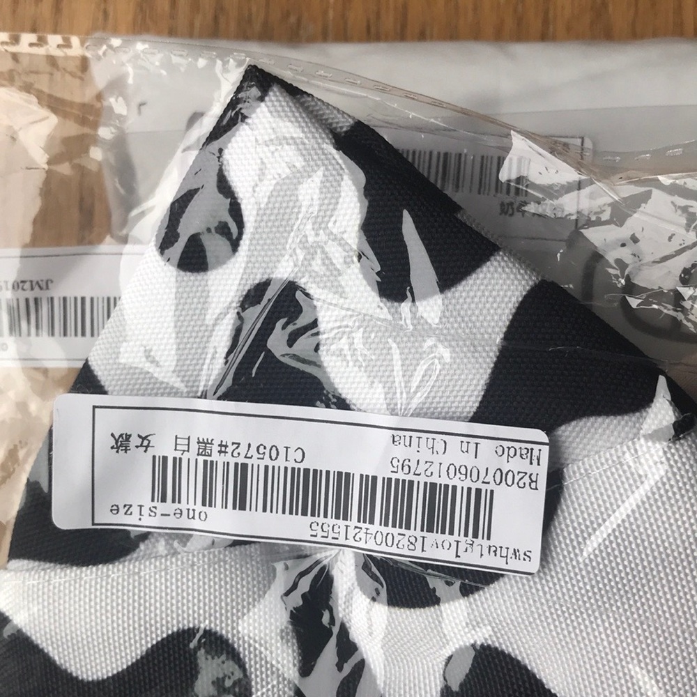 NEW SHEIN Cow Bucket Hat & PJ Set Size XS - Picture 5 of 7